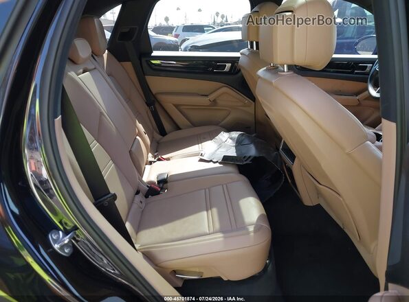 WP1AA2AY0KDA01239 2019 PORSCHE CAYENNE Black Widok naklejki z numerem VIN