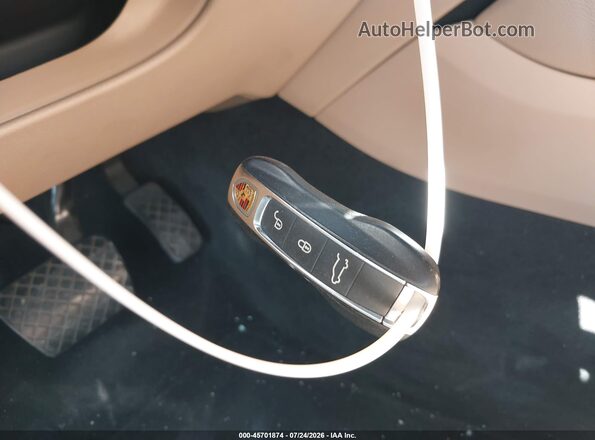WP1AA2AY0KDA01239 2019 PORSCHE CAYENNE Black Widok deski rozdzielczej