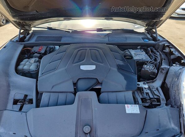 WP1AA2AY0KDA04867 2019 PORSCHE CAYENNE Charcoal Engine compartment view