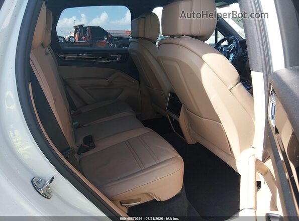 WP1AA2AY2KDA05213 2019 PORSCHE CAYENNE White Widok naklejki z numerem VIN
