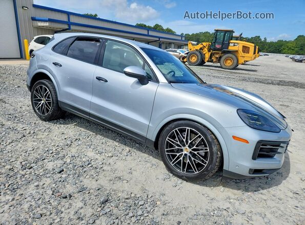 WP1AA2AY2RDA05075 2024 PORSCHE CAYENNE Серебряный Передняя правая четверть