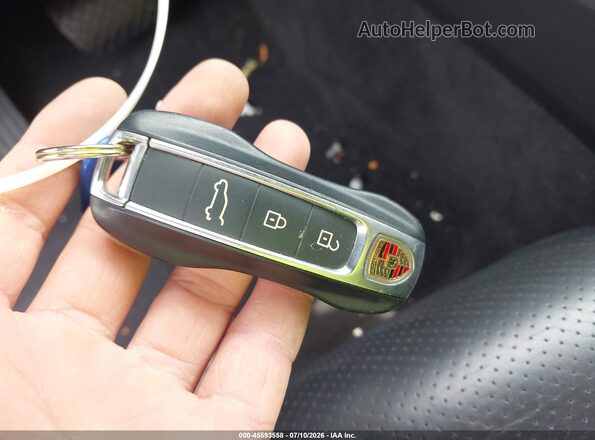 WP1AA2AY3LDA01463 2020 PORSCHE CAYENNE Серебряный Вид панели приборов