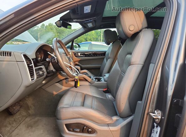 WP1AA2AY3NDA02518 2022 PORSCHE CAYENNE Gray Սալոնի դիմացի տեսք