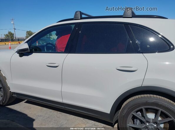 WP1AA2AY4TDA01827 2026 PORSCHE CAYENNE Gray 