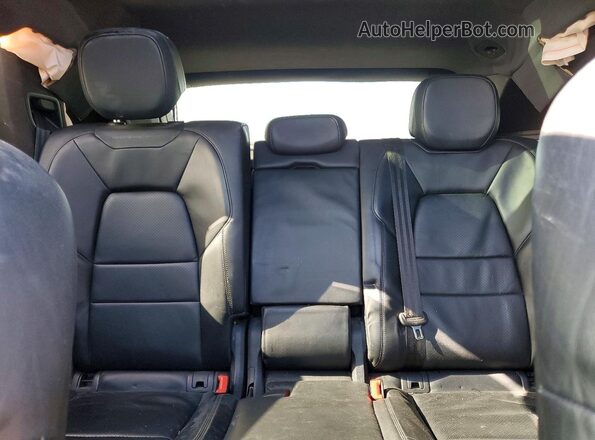 WP1AA2AY5KDA06579 2019 PORSCHE CAYENNE Black Rear seats view