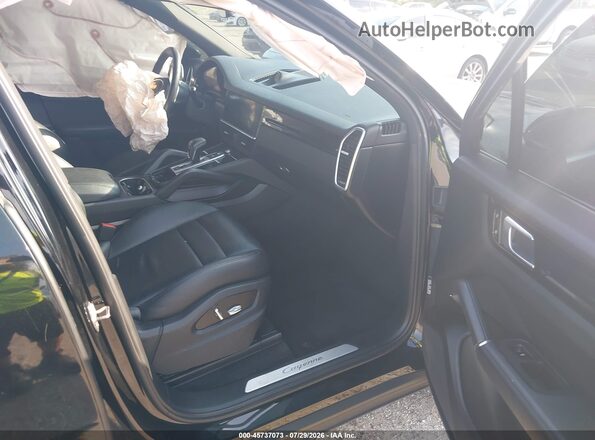 WP1AA2AY5LDA04476 2020 PORSCHE CAYENNE Black Вид салону спереду