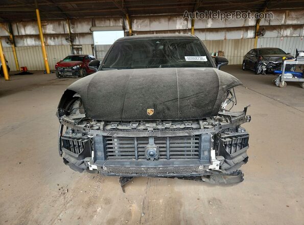 WP1AA2AY6RDA10196 2024 PORSCHE CAYENNE Black Front view
