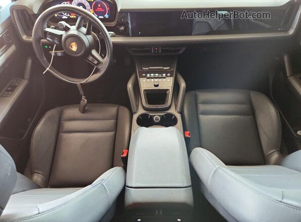 WP1AA2AY6RDA10196 2024 PORSCHE CAYENNE Black Dashboard view