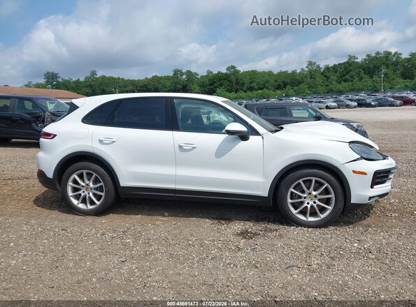 WP1AA2AY6RDA12126 2024 PORSCHE CAYENNE White Rear interior view