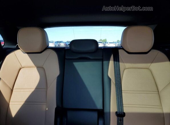 WP1AA2AY6TDA01733 2026 PORSCHE CAYENNE White Вид задніх сидінь
