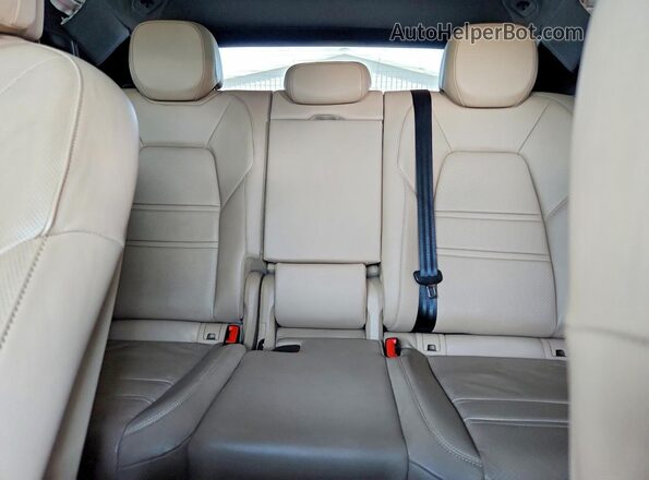WP1AA2AY7KDA03277 2019 PORSCHE CAYENNE Белый Вид задних сидений
