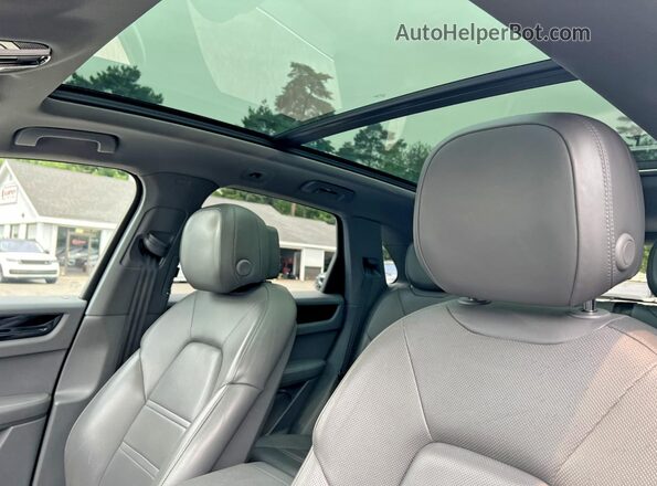 WP1AA2AY7KDA19222 2019 PORSCHE CAYENNE Gray Instrument cluster view