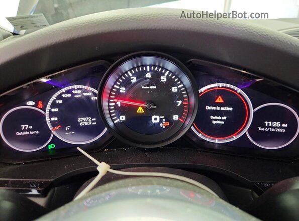 WP1AA2AY7PDA05165 2023 PORSCHE CAYENNE Black Вид щитка приладів