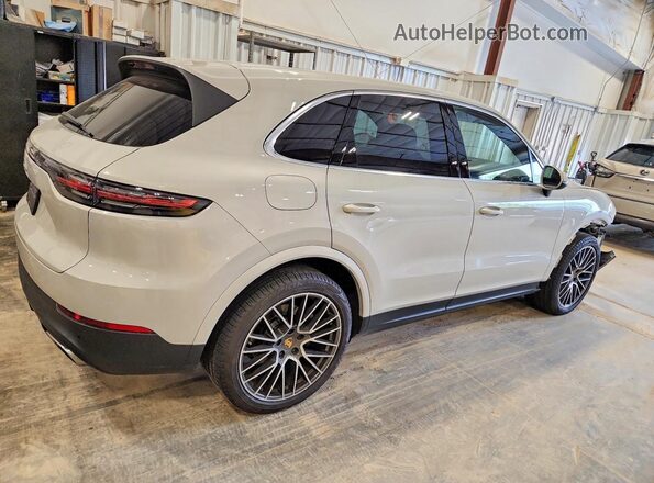 WP1AA2AY9LDA06554 2020 PORSCHE CAYENNE Cream უკანა მარჯვენა
