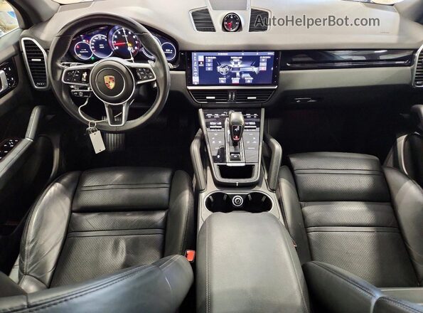 WP1AA2AY9LDA06554 2020 PORSCHE CAYENNE Cream წინა პანელის ხედი
