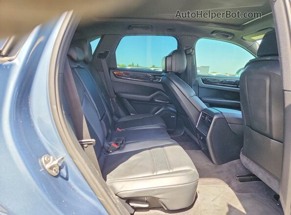 WP1AA2AYXKDA00616 2019 PORSCHE CAYENNE Серый Вид задней части салона