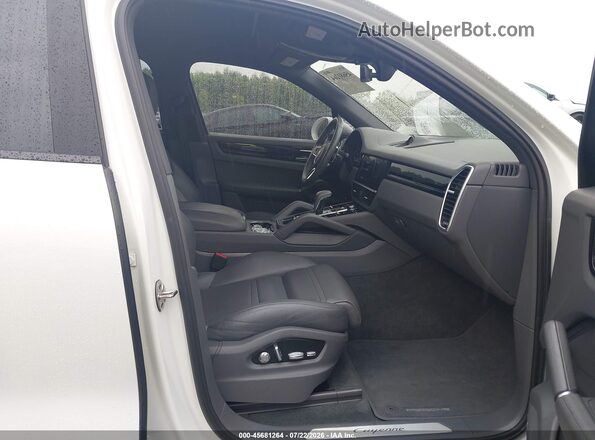 WP1AA2AYXKDA15021 2019 PORSCHE CAYENNE White Սալոնի դիմացի տեսք