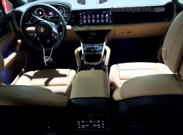 WP1AA2AYXSDA05038 2025 PORSCHE CAYENNE Blue Vista del salpicadero