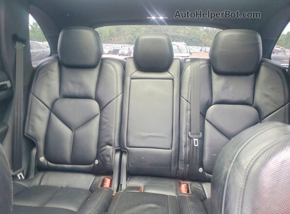 WP1AB2A21GLA96576 2016 PORSCHE CAYENNE White Widok tylnych siedzeń