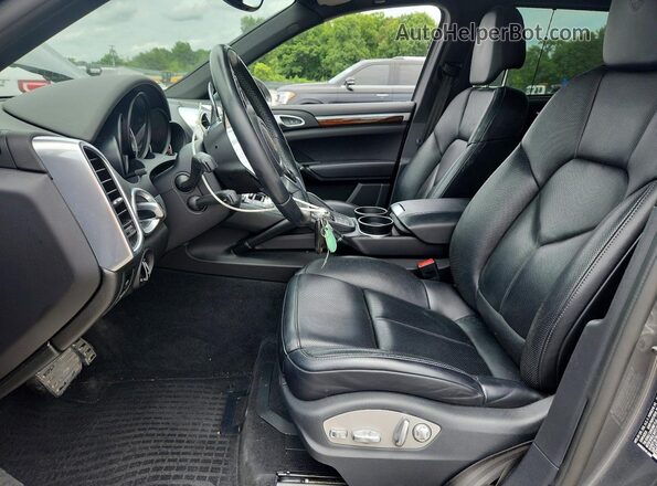 WP1AB2A24HLA53092 2017 PORSCHE CAYENNE Gray წინა სალონის ხედი