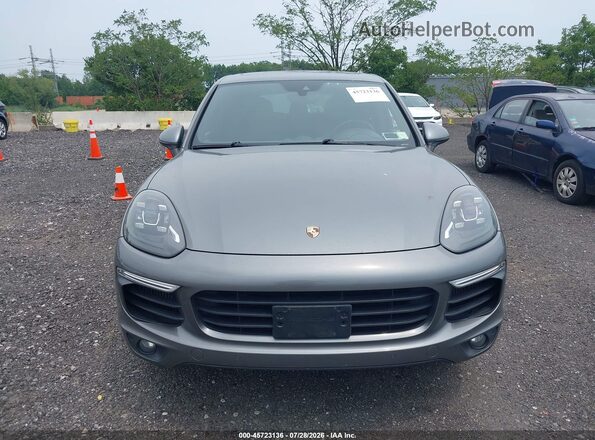 WP1AB2A29HLA50205 2017 PORSCHE CAYENNE Gray Vista del cuadro de instrumentos