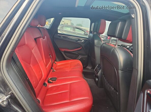 WP1AB2A50GLB48449 2016 PORSCHE MACAN Black Widok tylnych siedzeń