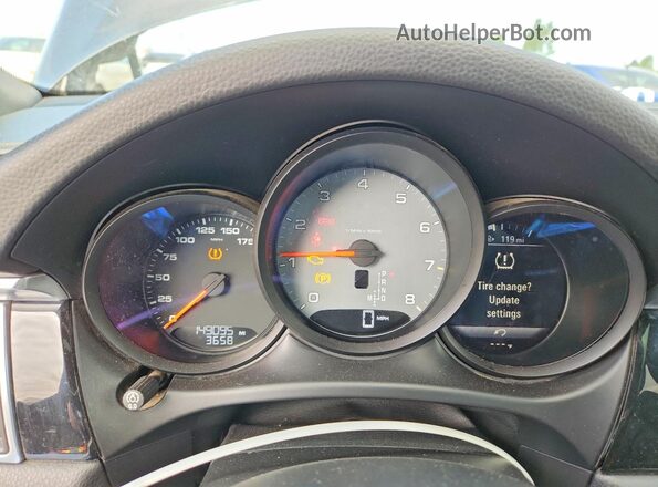 WP1AB2A51GLB40845 2016 PORSCHE MACAN Black Instrument cluster view