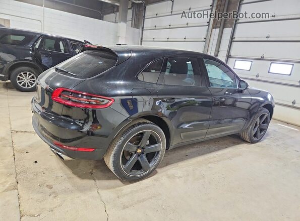 WP1AB2A51GLB46631 2016 PORSCHE MACAN Black Задня права чверть