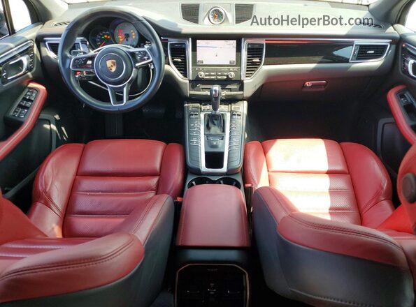 WP1AB2A51HLB14540 2017 PORSCHE MACAN Black Dashboard view