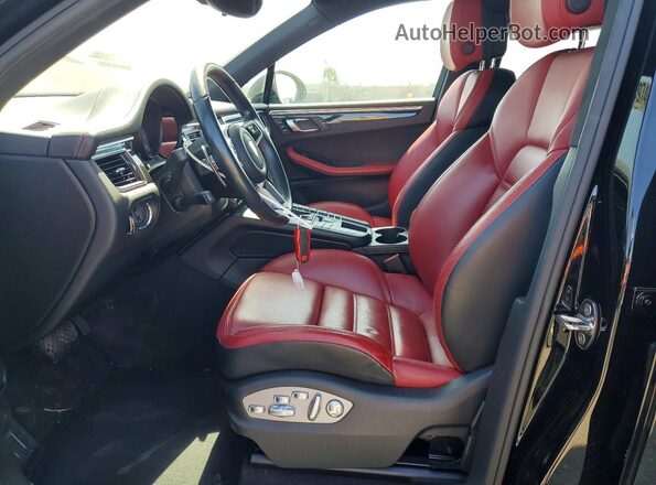 WP1AB2A51HLB14540 2017 PORSCHE MACAN Black Front interior view