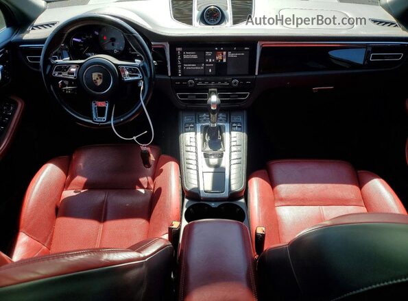 WP1AB2A51LLB30830 2020 PORSCHE MACAN Black Vista del salpicadero