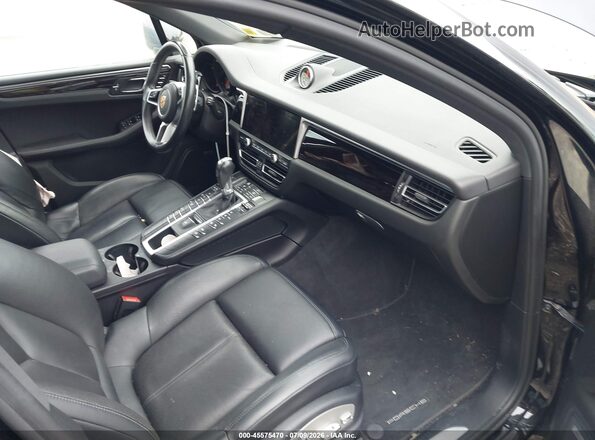 WP1AB2A51MLB36435 2021 PORSCHE MACAN Черный Вид салона спереди