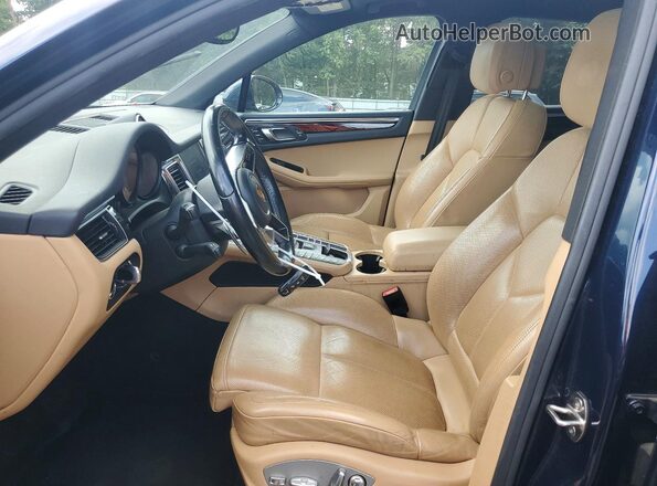 WP1AB2A54HLB16010 2017 PORSCHE MACAN Blue Widok wnętrza z przodu