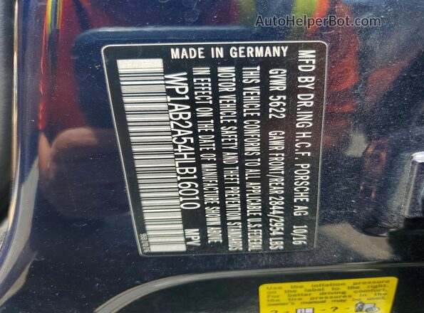 WP1AB2A54HLB16010 2017 PORSCHE MACAN Blue Widok komory silnika