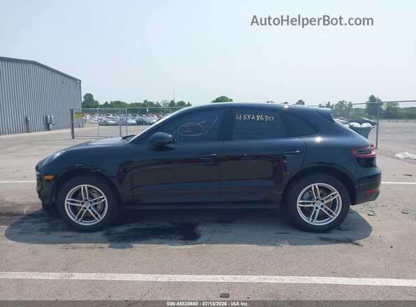 WP1AB2A55HLB19935 2017 PORSCHE MACAN Black 360 interior view
