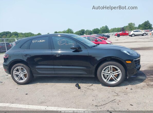 WP1AB2A55HLB19935 2017 PORSCHE MACAN Black Rear interior view