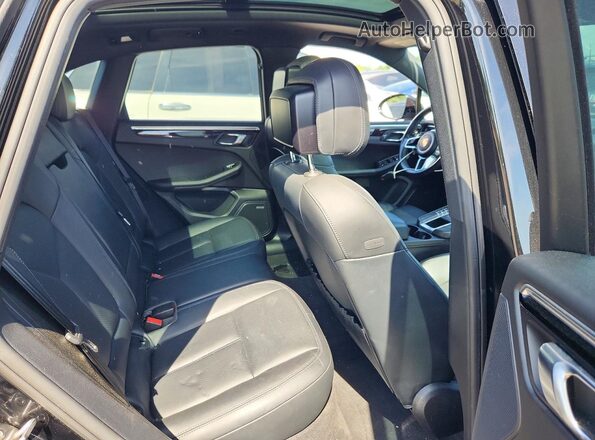 WP1AB2A55LLB33052 2020 PORSCHE MACAN Black Widok tylnych siedzeń