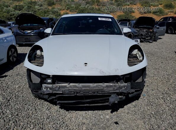 WP1AB2A56JLB35910 2018 PORSCHE MACAN White Front view
