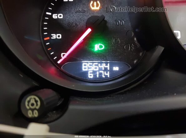 WP1AB2A57HLB13733 2017 PORSCHE MACAN Black 