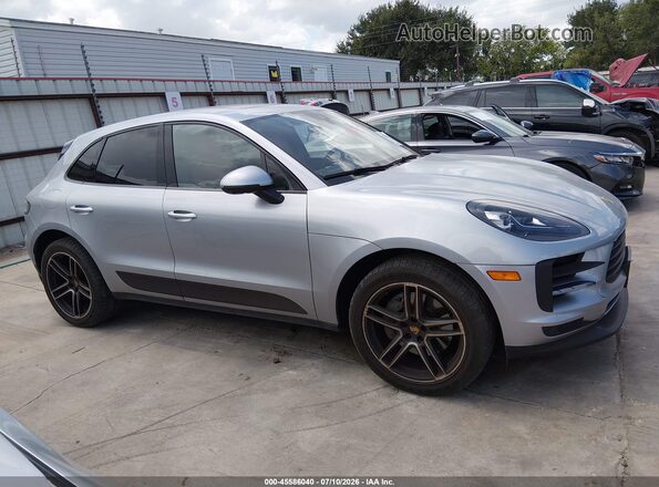 WP1AB2A57MLB31059 2021 PORSCHE MACAN Серебряный Вид задней части салона