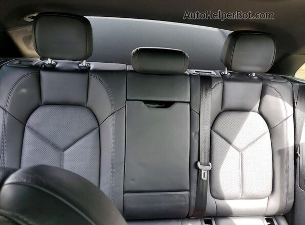 WP1AB2A58LLB35300 2020 PORSCHE MACAN Gray Widok tylnych siedzeń