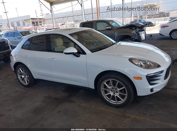 WP1AB2A5XGLB56882 2016 PORSCHE MACAN White Vista interior trasera