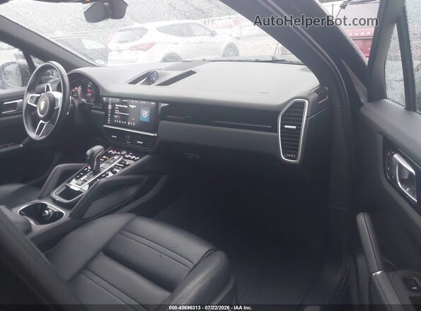 WP1AB2AY9LDA27112 2020 PORSCHE CAYENNE Blue Вид салону спереду