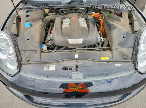 WP1AE2A24GLA64342 2016 PORSCHE CAYENNE Black Սալոնի հետևի տեսք