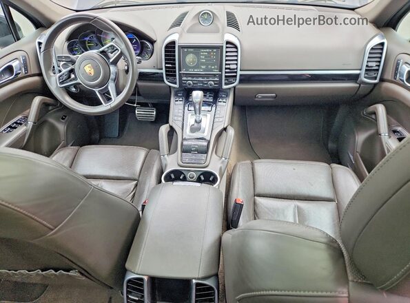 WP1AE2A24GLA64342 2016 PORSCHE CAYENNE Black Առջևի վահանակի տեսք