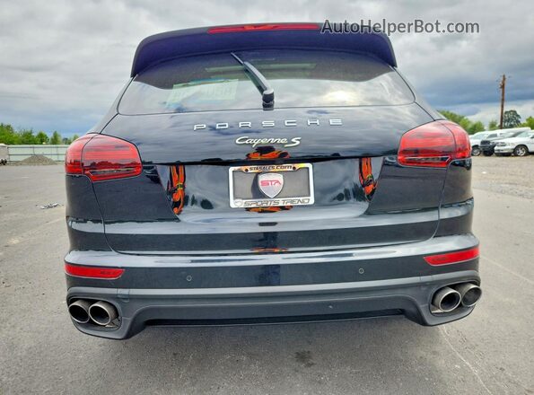 WP1AE2A24GLA64342 2016 PORSCHE CAYENNE Black Հետևի տեսք