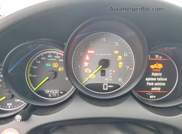 WP1AE2A27HLA70329 2017 PORSCHE CAYENNE White ხელსაწყოთა პანელის ხედი