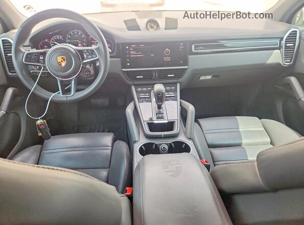 WP1AE2AY0NDA26599 2022 PORSCHE CAYENNE White Widok deski rozdzielczej