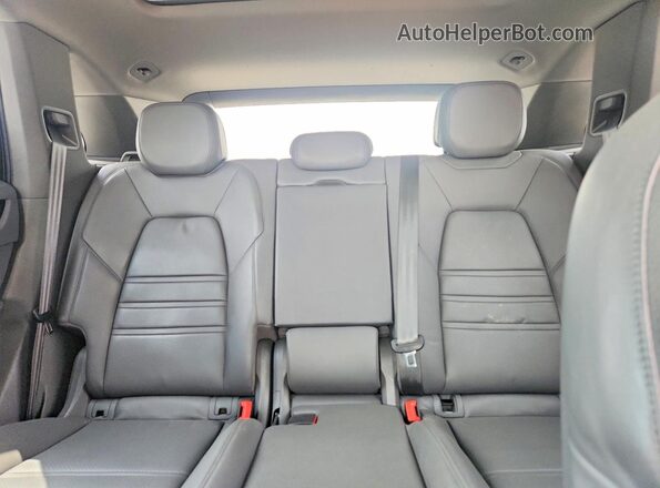 WP1AE2AY0NDA26599 2022 PORSCHE CAYENNE White Widok tylnych siedzeń