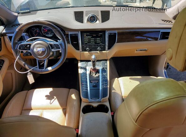WP1AF2A51GLB93081 2016 PORSCHE MACAN Brown Dashboard view